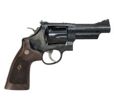 Smith & Wesson 29 Classic Revolver 44 Magnum 4" 6rd